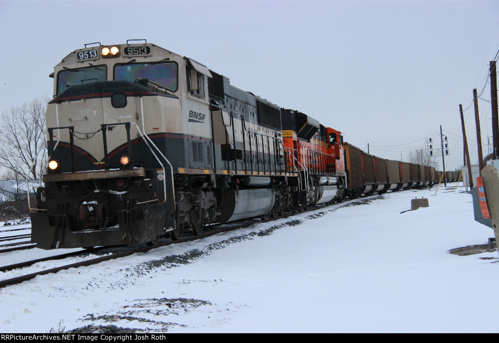 BNSF 9513 & BNSF 9100